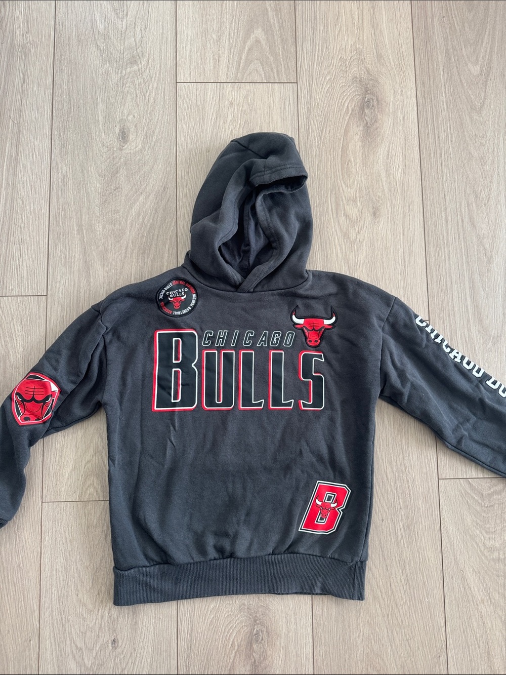 NBA Chicago Bulls Black & Red Hoodie Sweatshirt